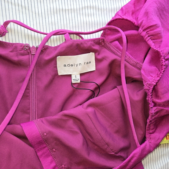 Adelyn Rae Magenta Puff Sleeve Midi Dress - Picture 10 of 10